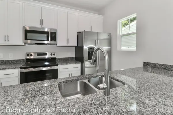 542 Salisbury RD, Statesville, NC 28625