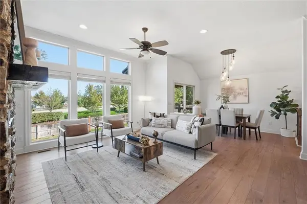 26018 W 143rd TER, Olathe, KS 66061