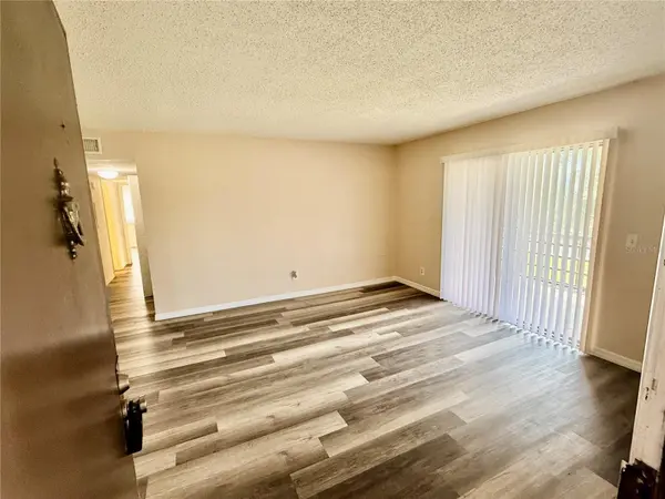 6519 W NEWBERRY RD #107, Gainesville, FL 32605