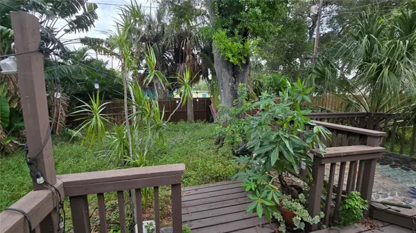 1600 DELAWARE AVE NE, St Petersburg, FL 33703
