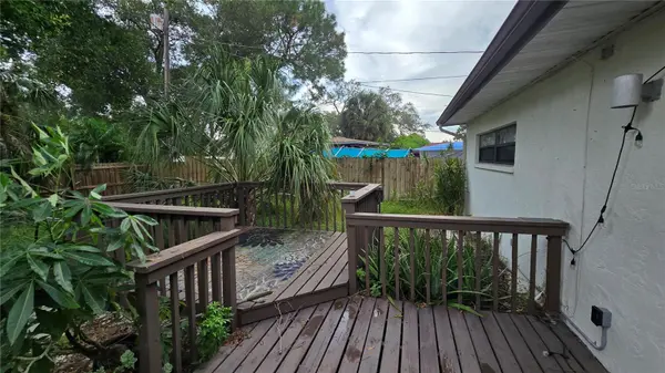 1600 DELAWARE AVE NE, St Petersburg, FL 33703