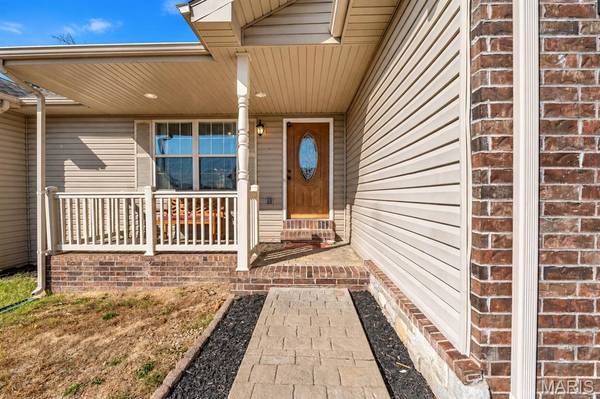 166 Lyle Curtis CIR, Waynesville, MO 65583