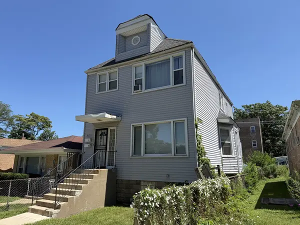 9211 S Clyde AVE, Chicago, IL 60617