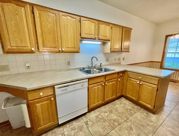 1905 Burr Oak DR #A, Austin, MN 55912