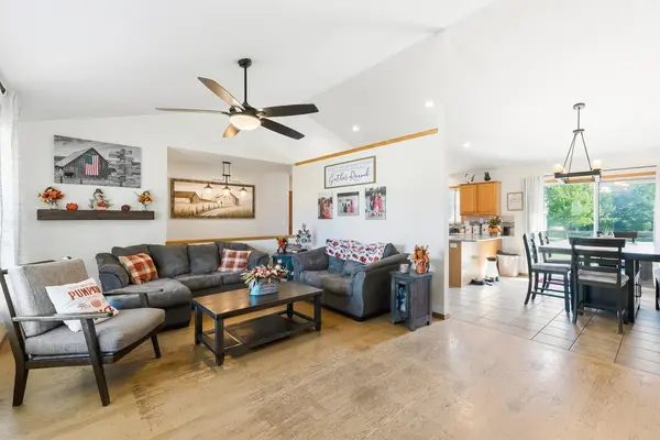 8426 S Minnesota Cir, Haysville, KS 67060