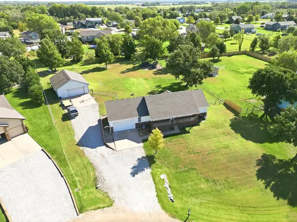 8426 S Minnesota Cir, Haysville, KS 67060
