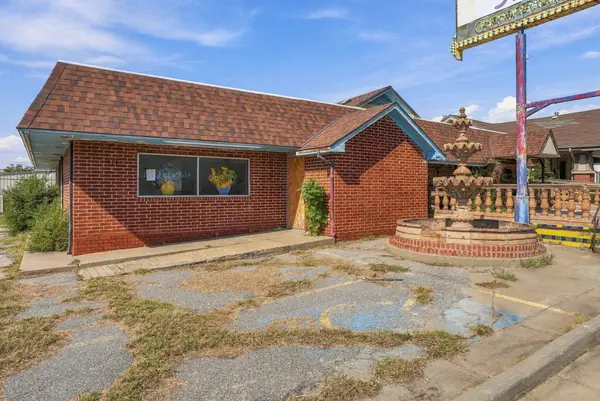 311 N Baltimore Ave, Derby, KS 67037-1603