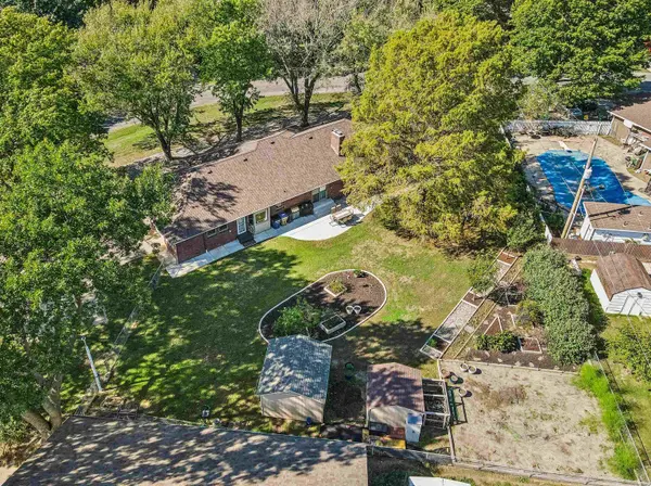 11528 W Valley Hi Dr, Wichita, KS 67209