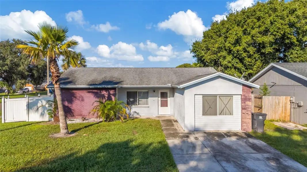 1002 PINE RIDGE CIR, Brandon, FL 33511