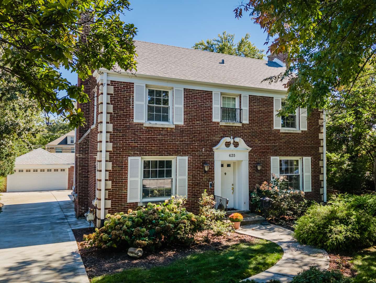 635 S Brainard AVE, La Grange, IL 60525