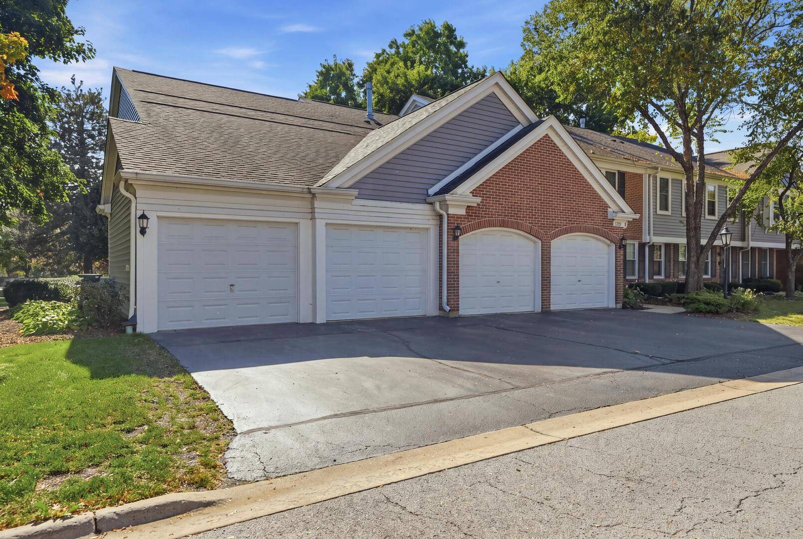 513 Green Bridge LN #A, Prospect Heights, IL 60070