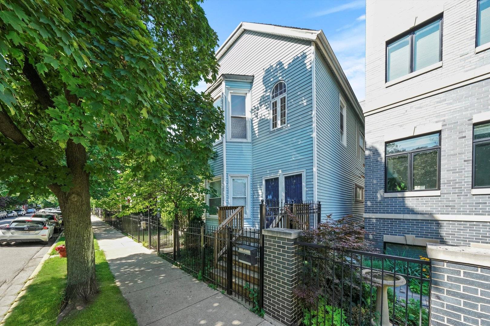 1728 N Campbell AVE #1, Chicago, IL 60647