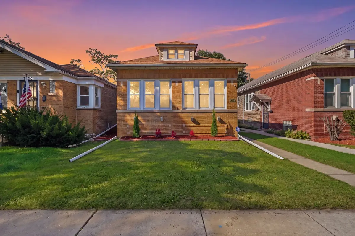 8718 S Euclid AVE, Chicago, IL 60617