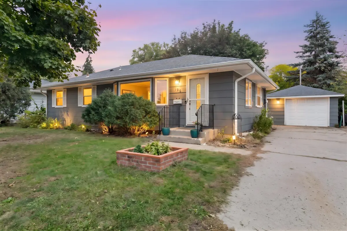 196 E 95th Street CIR, Bloomington, MN 55420