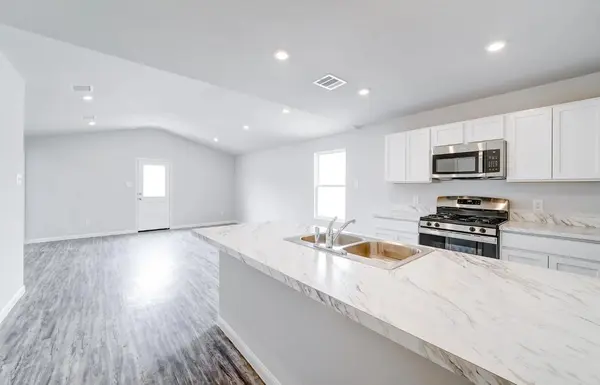 113 Enclave Manor DR, Troy, TX 76579