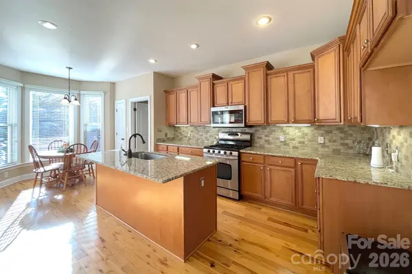 132 Monarch LN, Mooresville, NC 28115