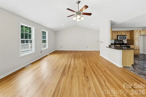 192 Olympia DR, Mooresville, NC 28117
