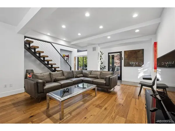 3407 S Logan, Englewood, CO 80113