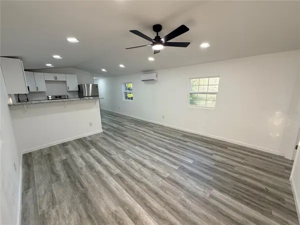 565 JONES RD, Auburndale, FL 33823