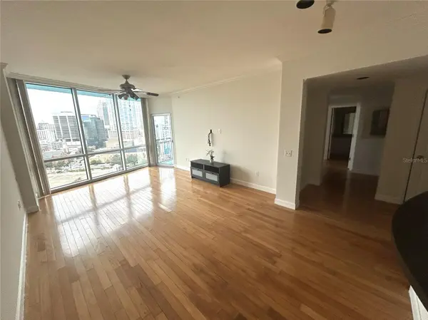 322 E CENTRAL BLVD #1807, Orlando, FL 32801