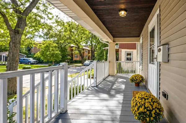 198 W QUINCY ST, Riverside, IL 60546