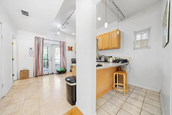 1728 N Campbell AVE #1, Chicago, IL 60647