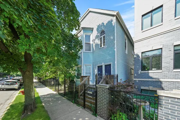 1728 N Campbell AVE #1, Chicago, IL 60647
