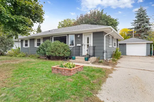 196 E 95th Street CIR, Bloomington, MN 55420