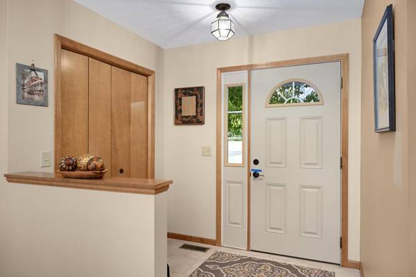 4036 Hampshire AVE N, Crystal, MN 55427