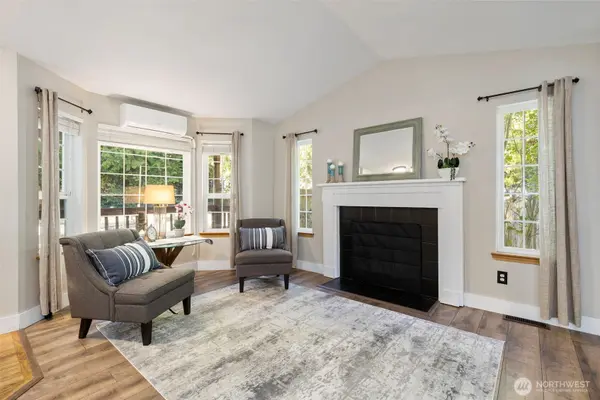 7680 Beacon PL NE, Bremerton, WA 98311