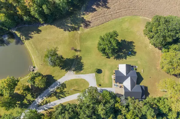 1869 Westport Rd, Westport, TN 38387
