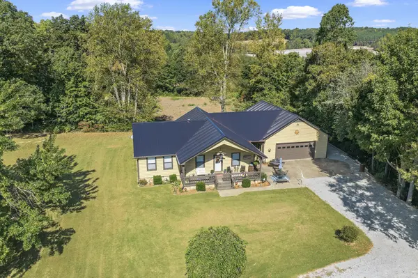 1869 Westport Rd, Westport, TN 38387