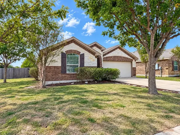 101 Marklawn LN, Hutto, TX 78634