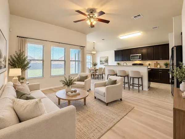 101 Marklawn LN, Hutto, TX 78634