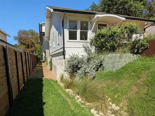 1118 W 7th St #Bldg 1, Austin, TX 78703