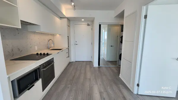 82 Dalhousie ST #3605, Toronto C08, ON M5B 1Y7