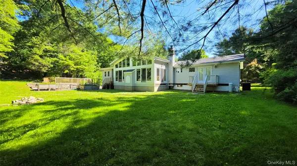 54 Allapartus RD, Ossining, NY 10562