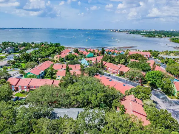 3680 42ND WAY S #I, St Petersburg, FL 33711