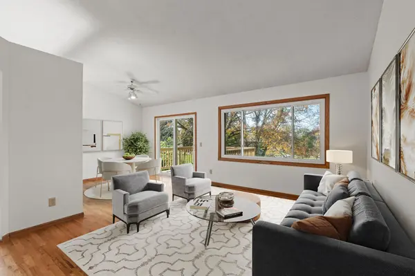 8961 Sycamore LN N, Maple Grove, MN 55369