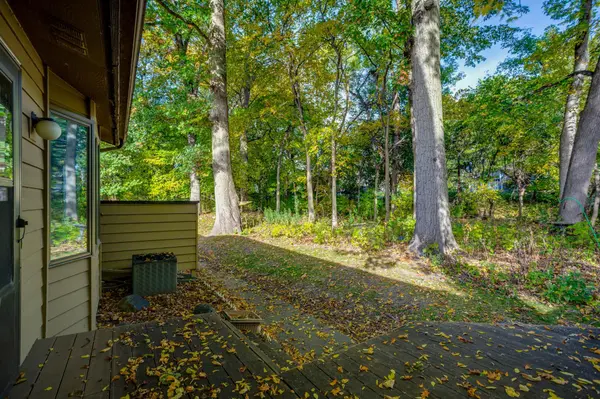 472 W Eagle Lake DR, Maple Grove, MN 55369