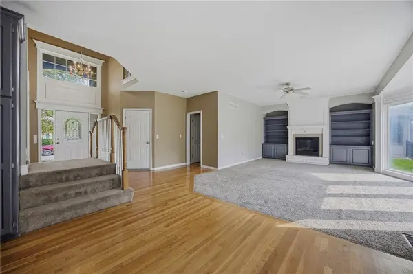 361 W Westhoff PL, Gardner, KS 66030
