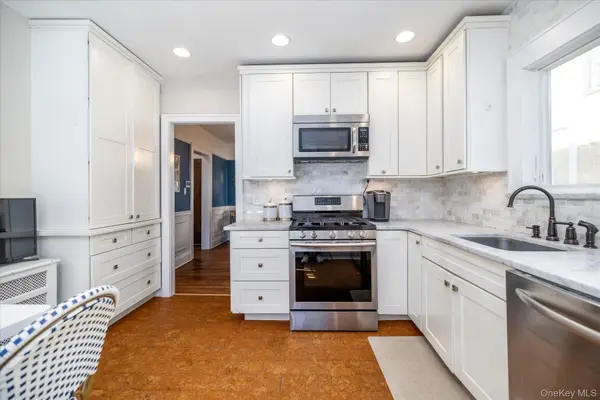 1753 Victoria ST, Baldwin, NY 11510