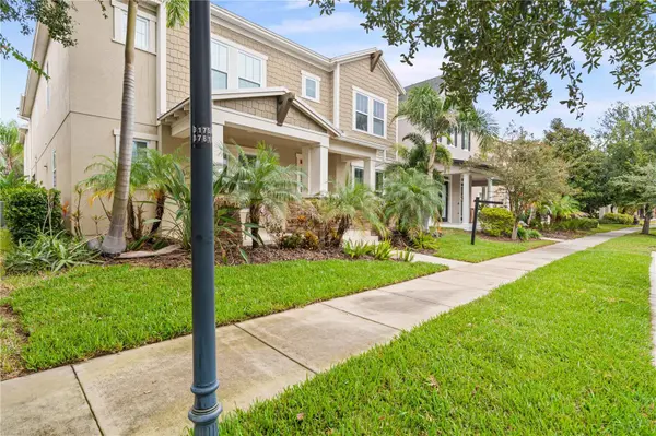 5955 CALDERA RIDGE DR, Lithia, FL 33547