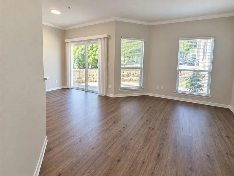6000 Shepherd Mountain CV #204, Austin, TX 78730
