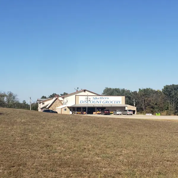 6839 Outer RD, Mountain Grove, MO 65711