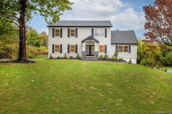 6 Rainbow Crest, Hopewell Junction, NY 12533