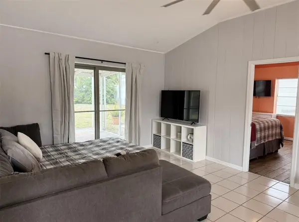 1837 BUCCANEER DR, Sarasota, FL 34231