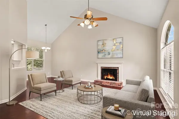 8313 Belstead Brook CT, Charlotte, NC 28216