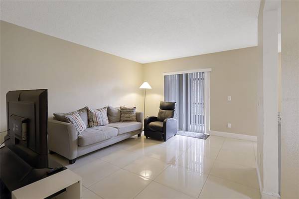 2408 BARLEY CLUB CT #2, Orlando, FL 32837