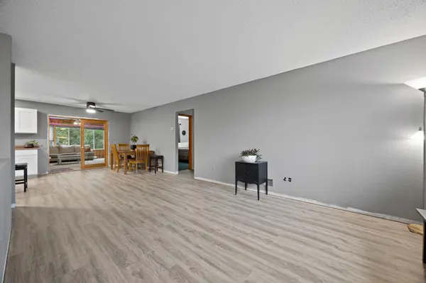 14182 Pineview DR, Becker, MN 55308